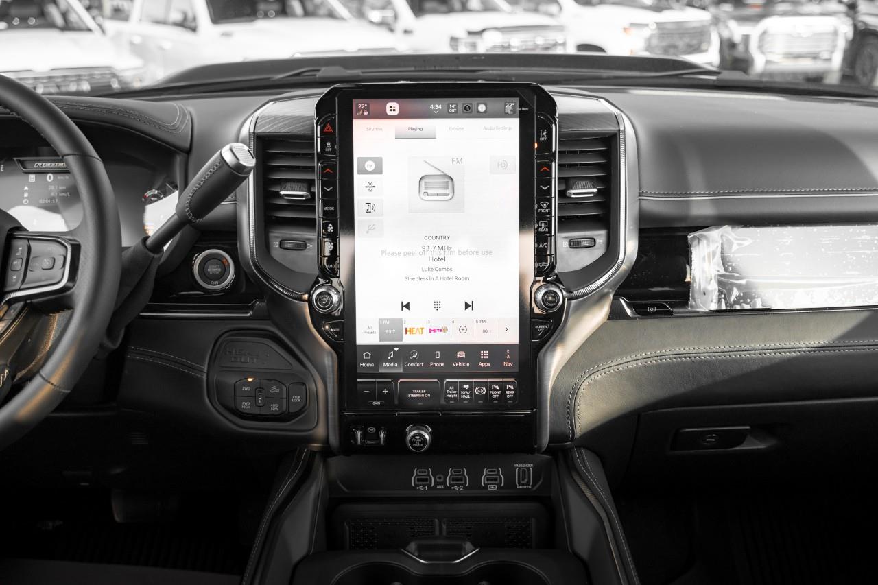 2026 RAM 2500 Rebel/Power Wagon T270018