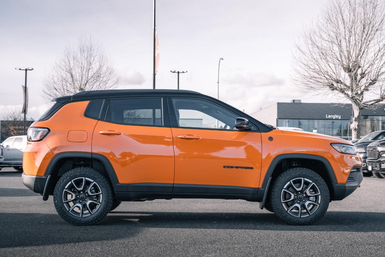 2026 Jeep Compass Trailhawk T226089