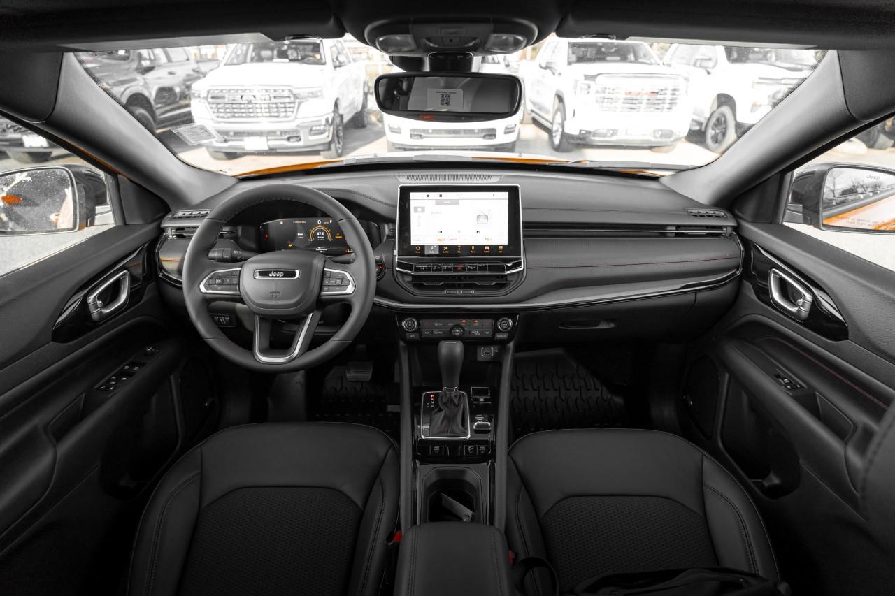 2026 Jeep Compass Trailhawk T226089