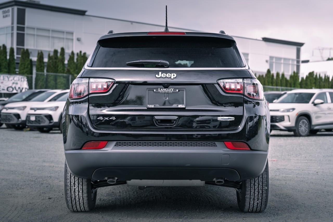 2026 Jeep Compass North T226091