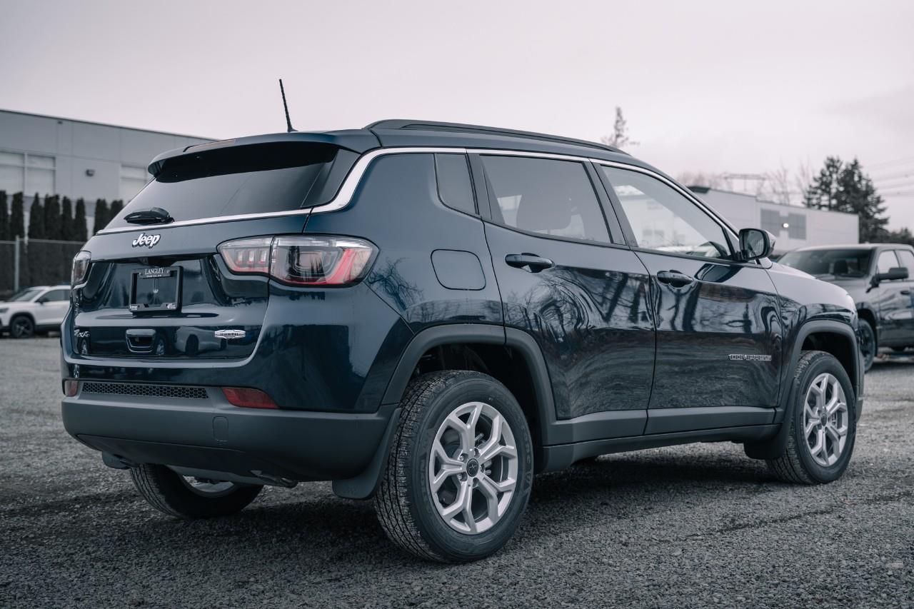 2026 Jeep Compass North T226092