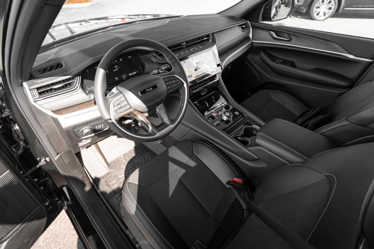 2026 Jeep Grand Cherokee  T221943