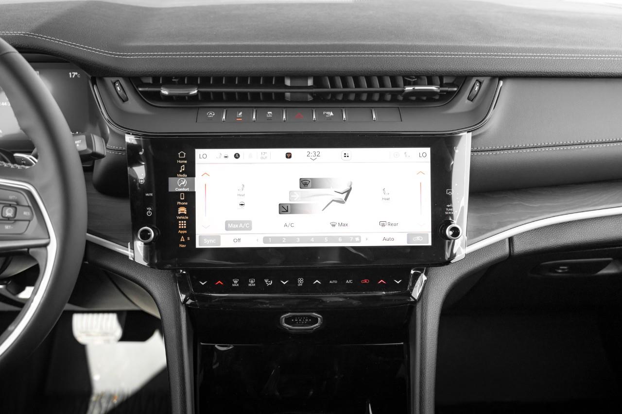 2026 Jeep Grand Cherokee  T221943