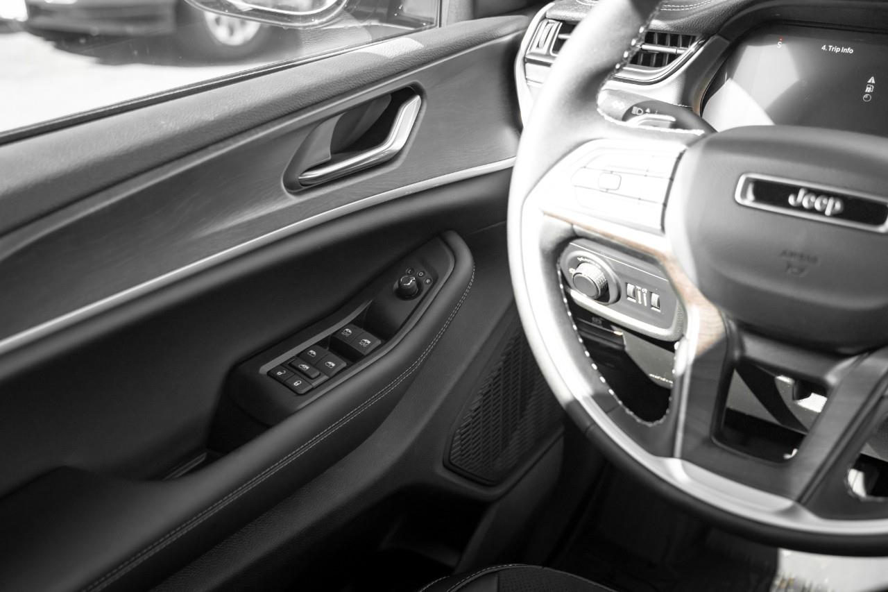 2026 Jeep Grand Cherokee  T221943