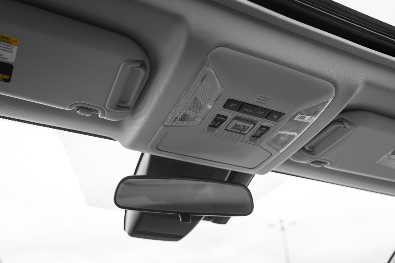 2025 Toyota RAV4 XLE LC2912