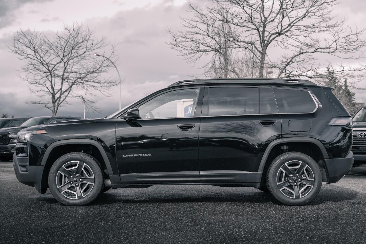 2026 Jeep Cherokee Laredo/Limited T206187