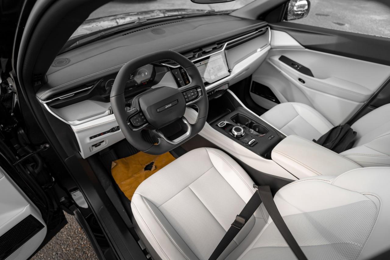 2026 Jeep Cherokee Laredo/Limited T206187