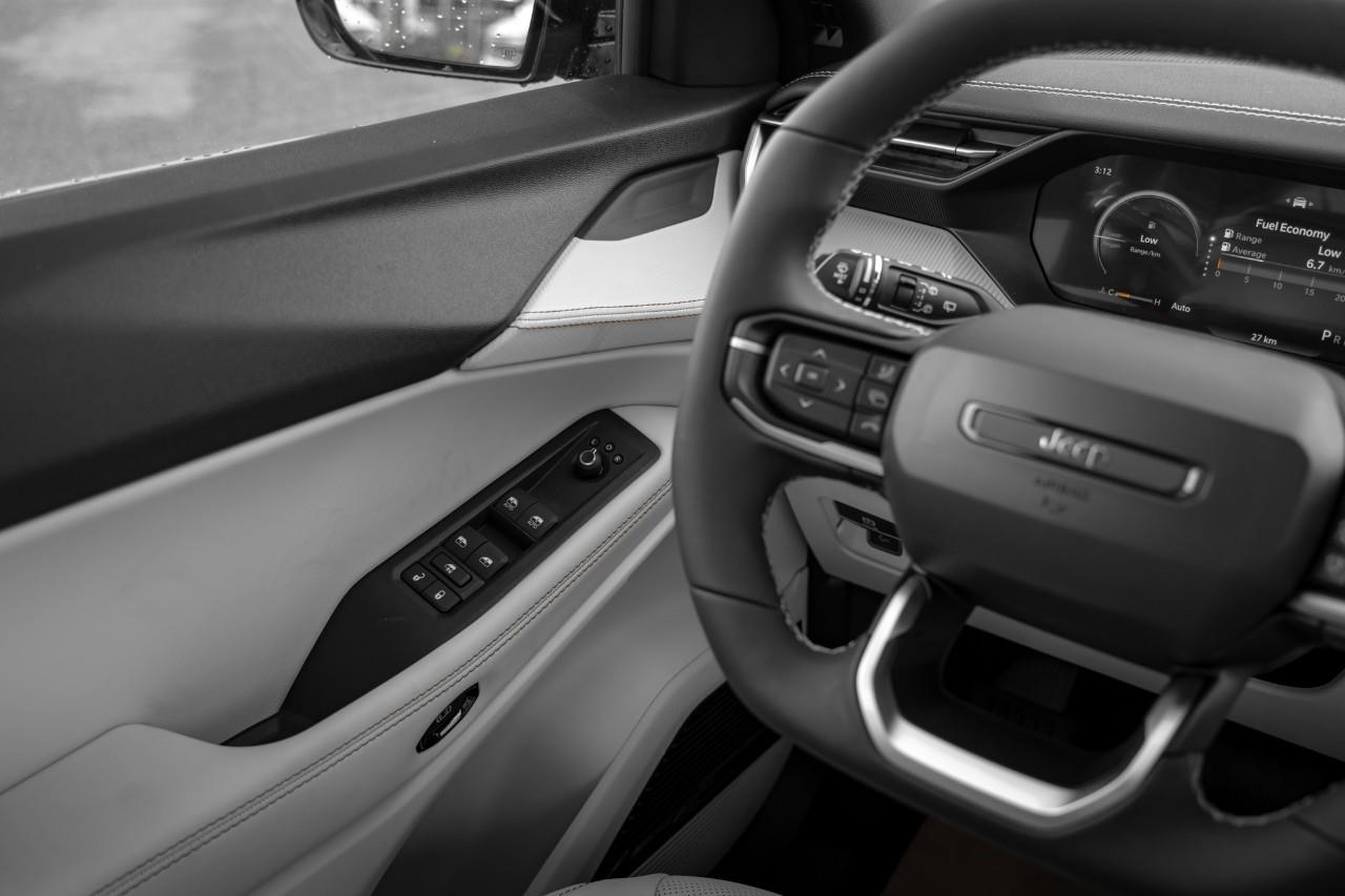 2026 Jeep Cherokee Laredo/Limited T206187