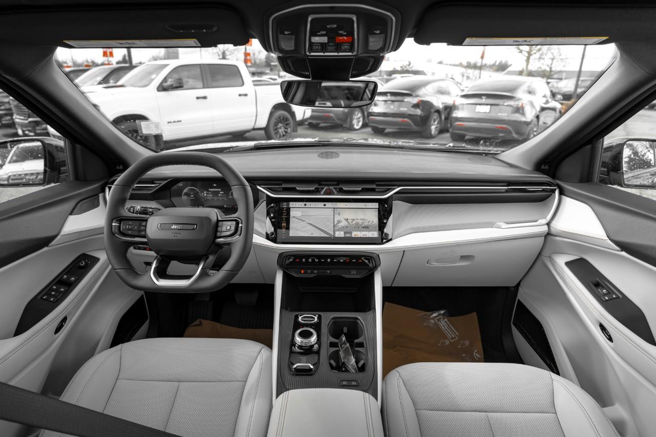 2026 Jeep Cherokee Laredo/Limited T206187