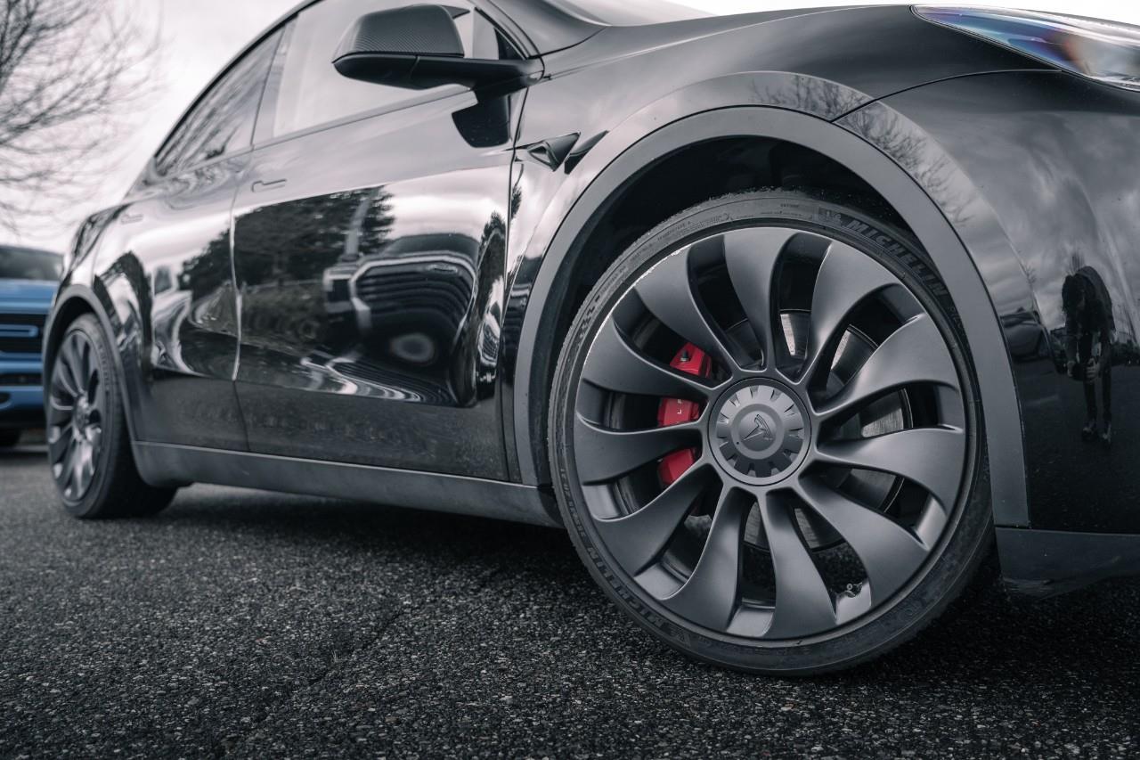 2024 Tesla Model Y Performance T161479A