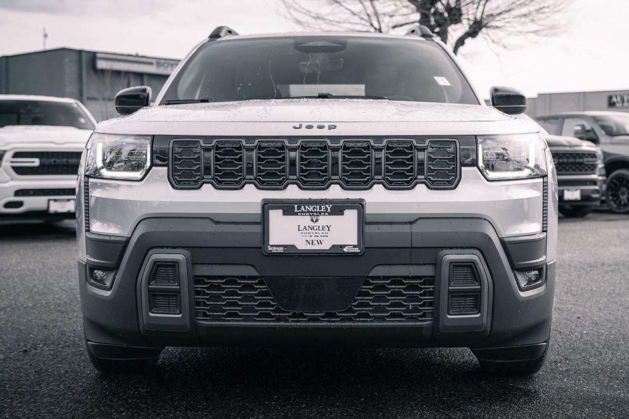 2026 Jeep Cherokee Laredo/Limited T228228