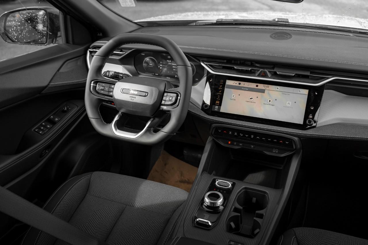 2026 Jeep Cherokee Laredo/Limited T228228