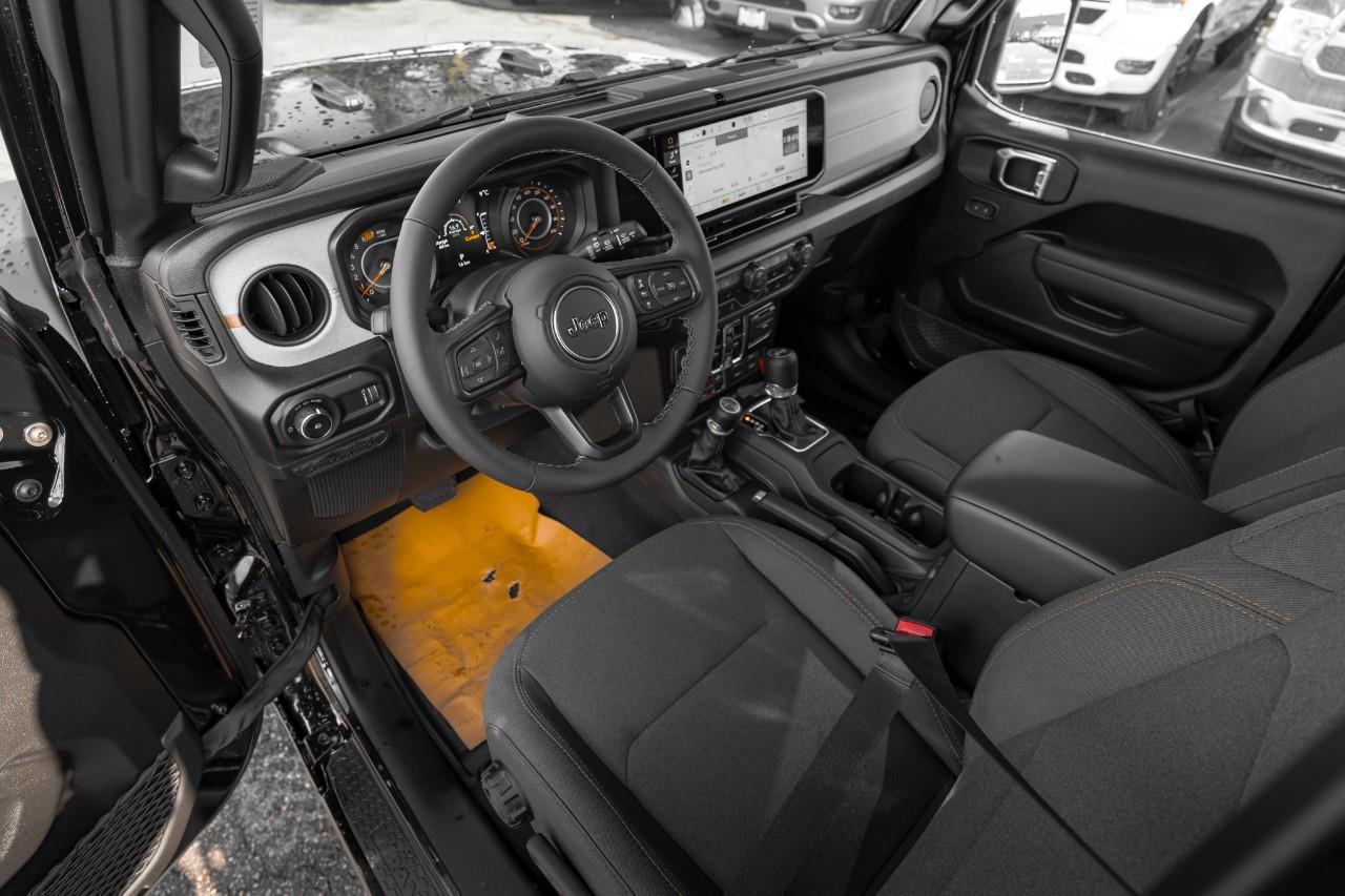 2026 Jeep Wrangler Sport T234186