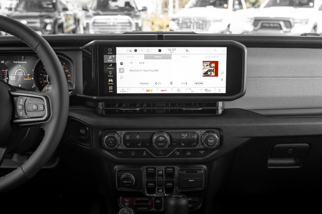 2026 Jeep Wrangler Sport T234186