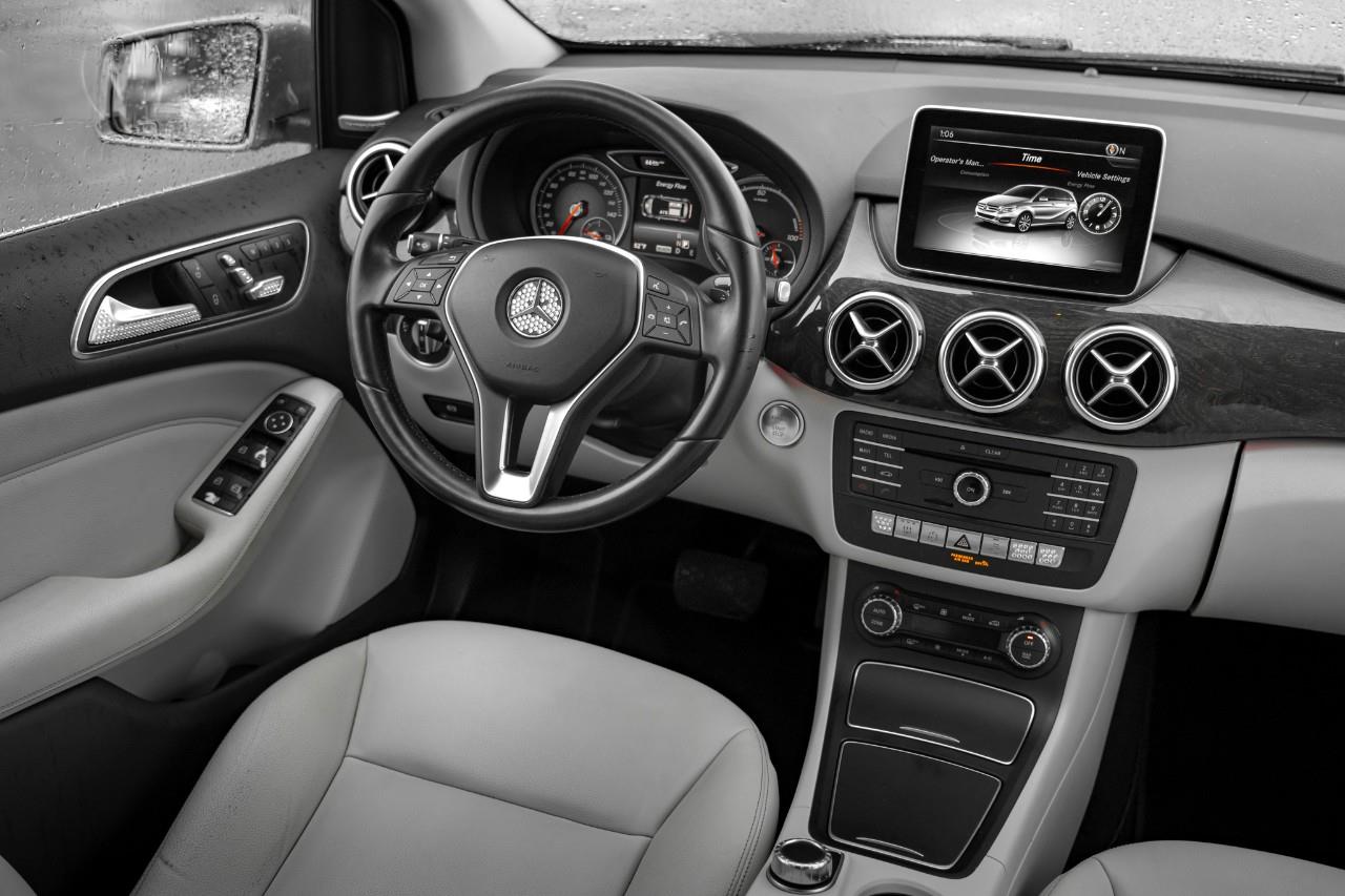 2015 Mercedes-Benz B-Class  S245882A