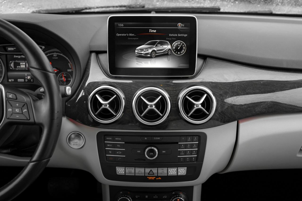 2015 Mercedes-Benz B-Class  S245882A