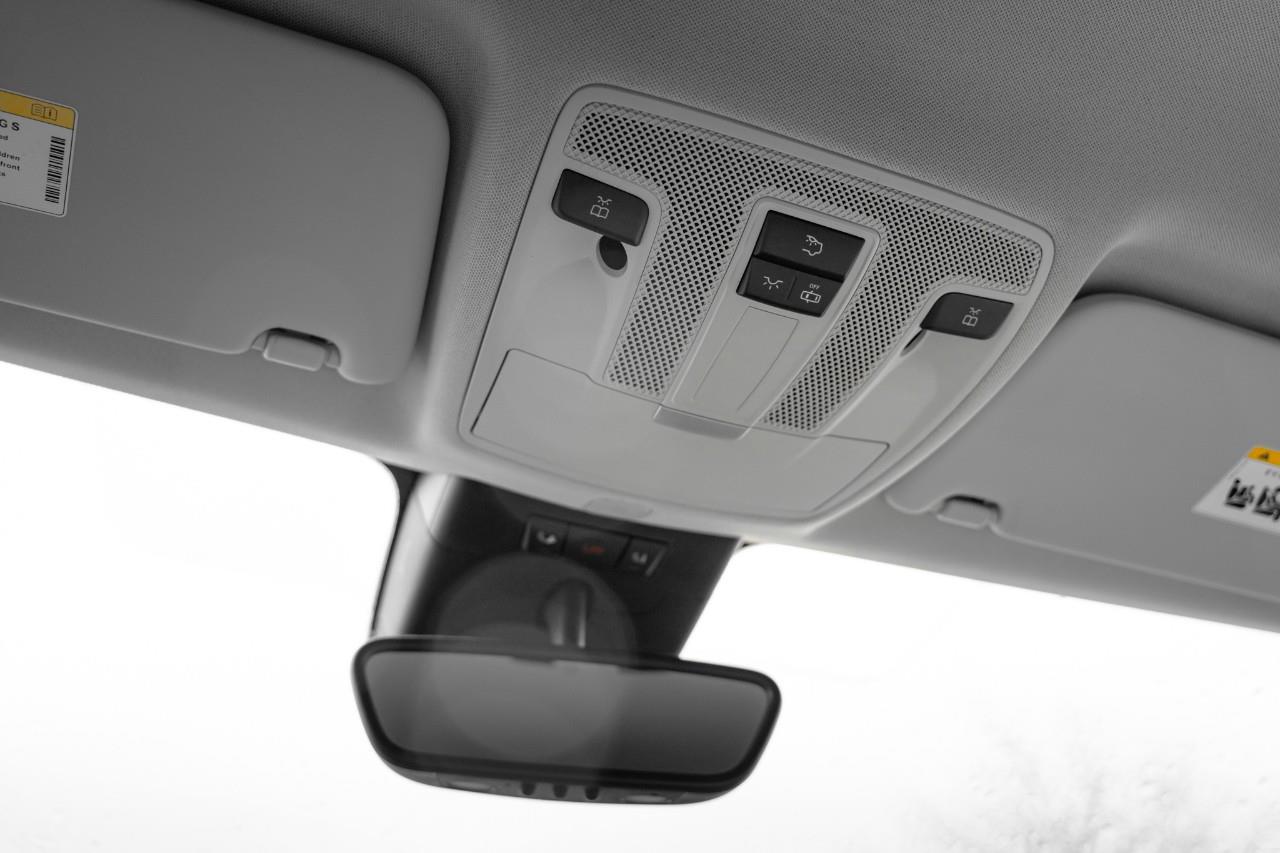 2015 Mercedes-Benz B-Class  S245882A