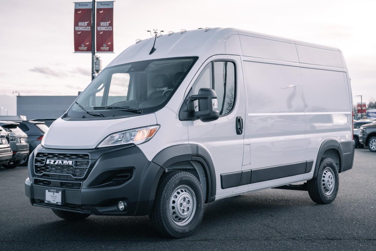 2025 RAM ProMaster 2500 High Roof S508942