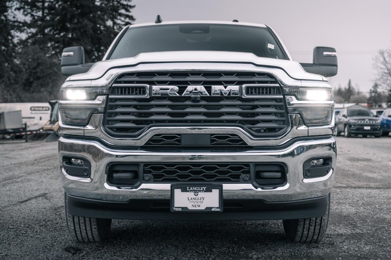 2026 RAM 3500 Tradesman T267068