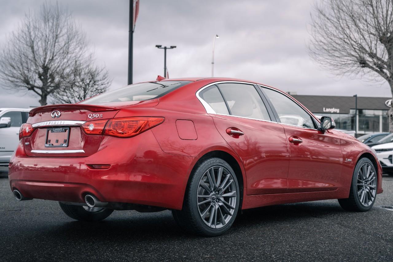 2017 Infiniti Q50 3.0t Red Sport 400 R205550A