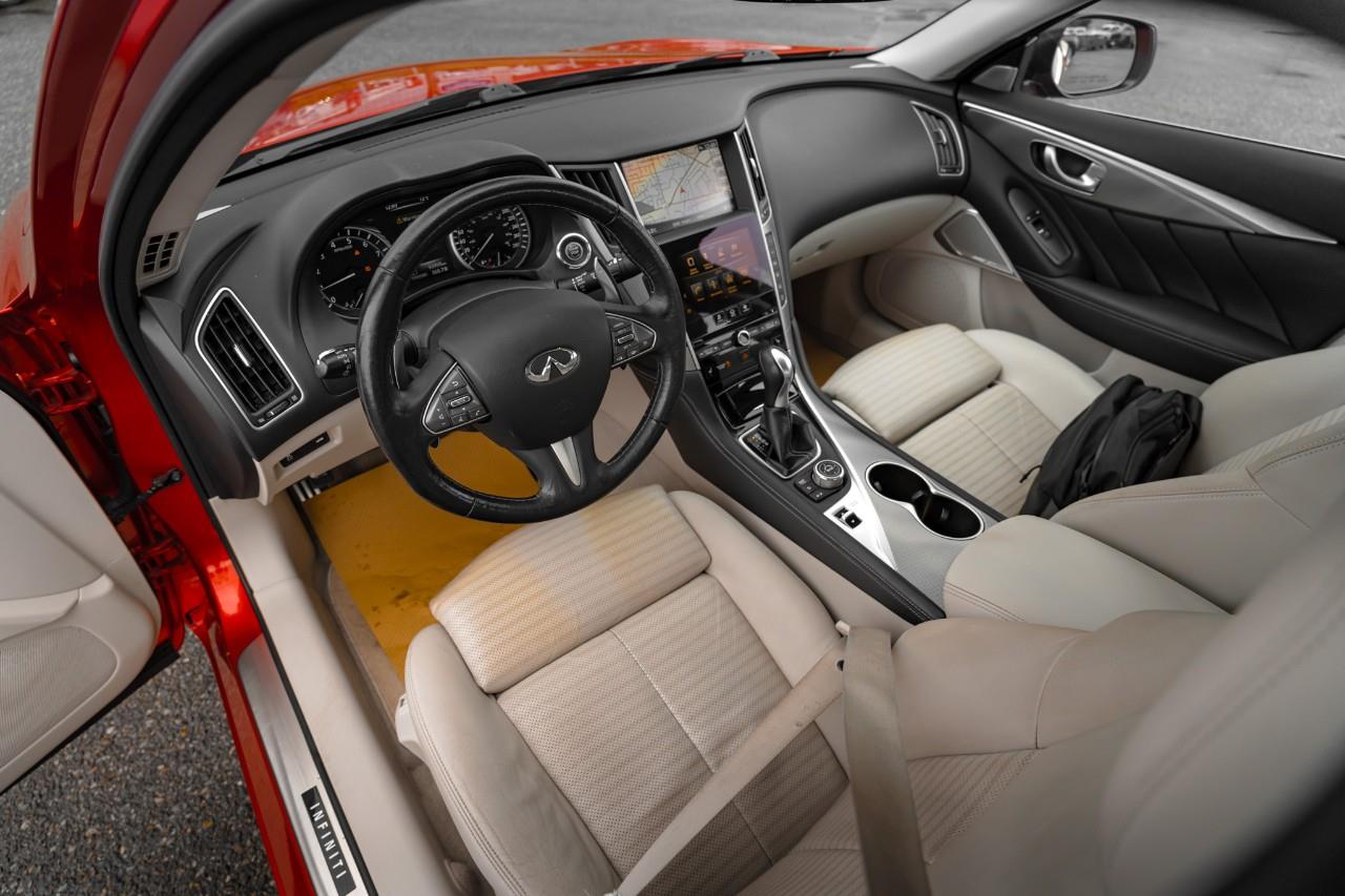 2017 Infiniti Q50 3.0t Red Sport 400 R205550A