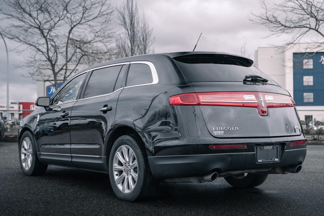 2018 Lincoln MKT Elite LC2843A