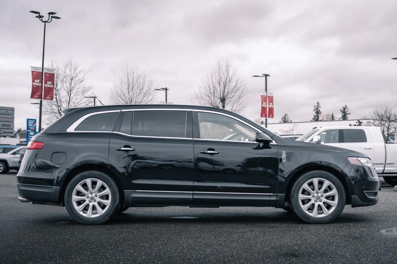 2018 Lincoln MKT Elite LC2843A