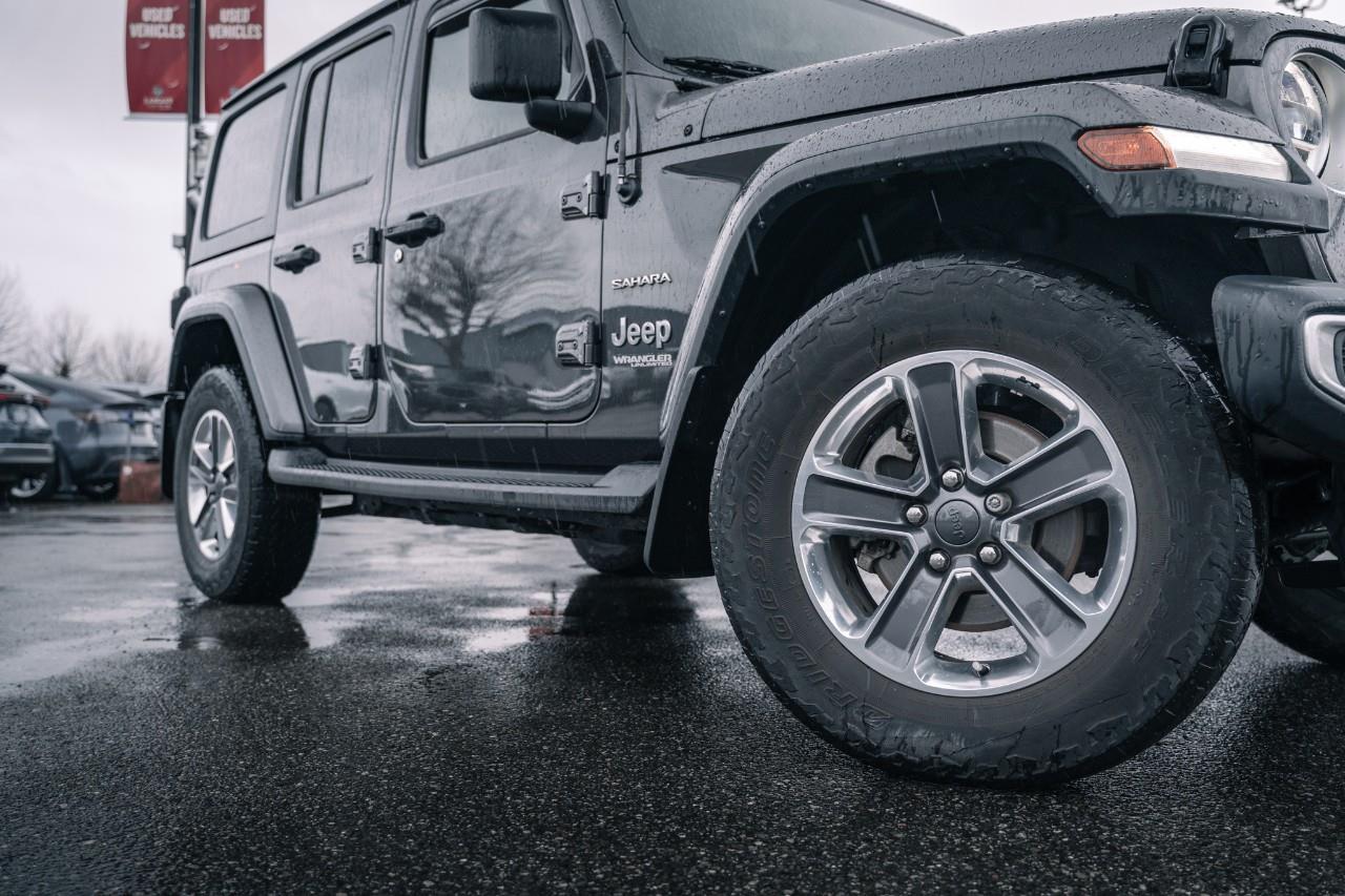 2020 Jeep Wrangler Unlimited Sahara T182049A