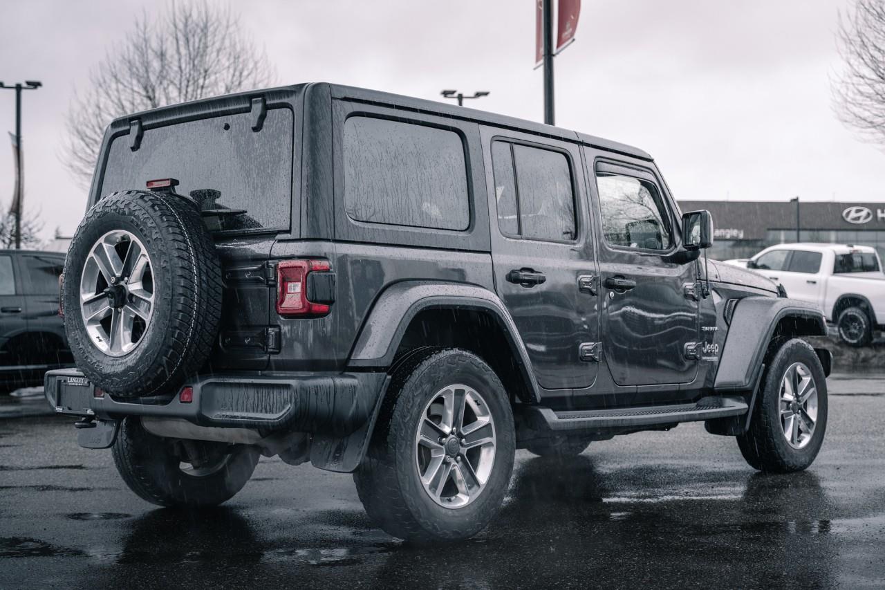 2020 Jeep Wrangler Unlimited Sahara T182049A