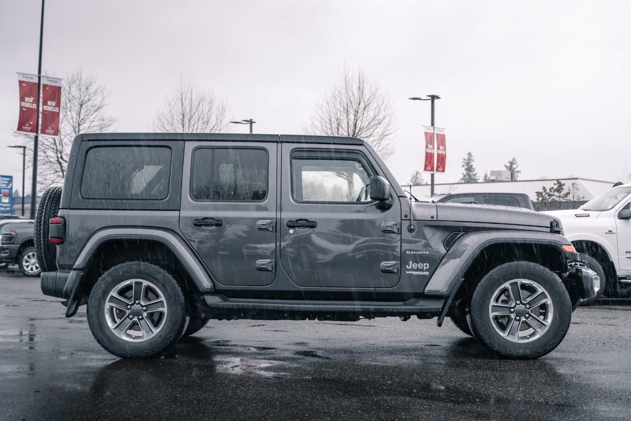 2020 Jeep Wrangler Unlimited Sahara T182049A