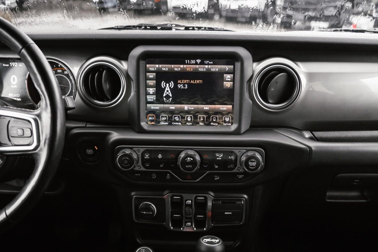 2020 Jeep Wrangler Unlimited Sahara T182049A