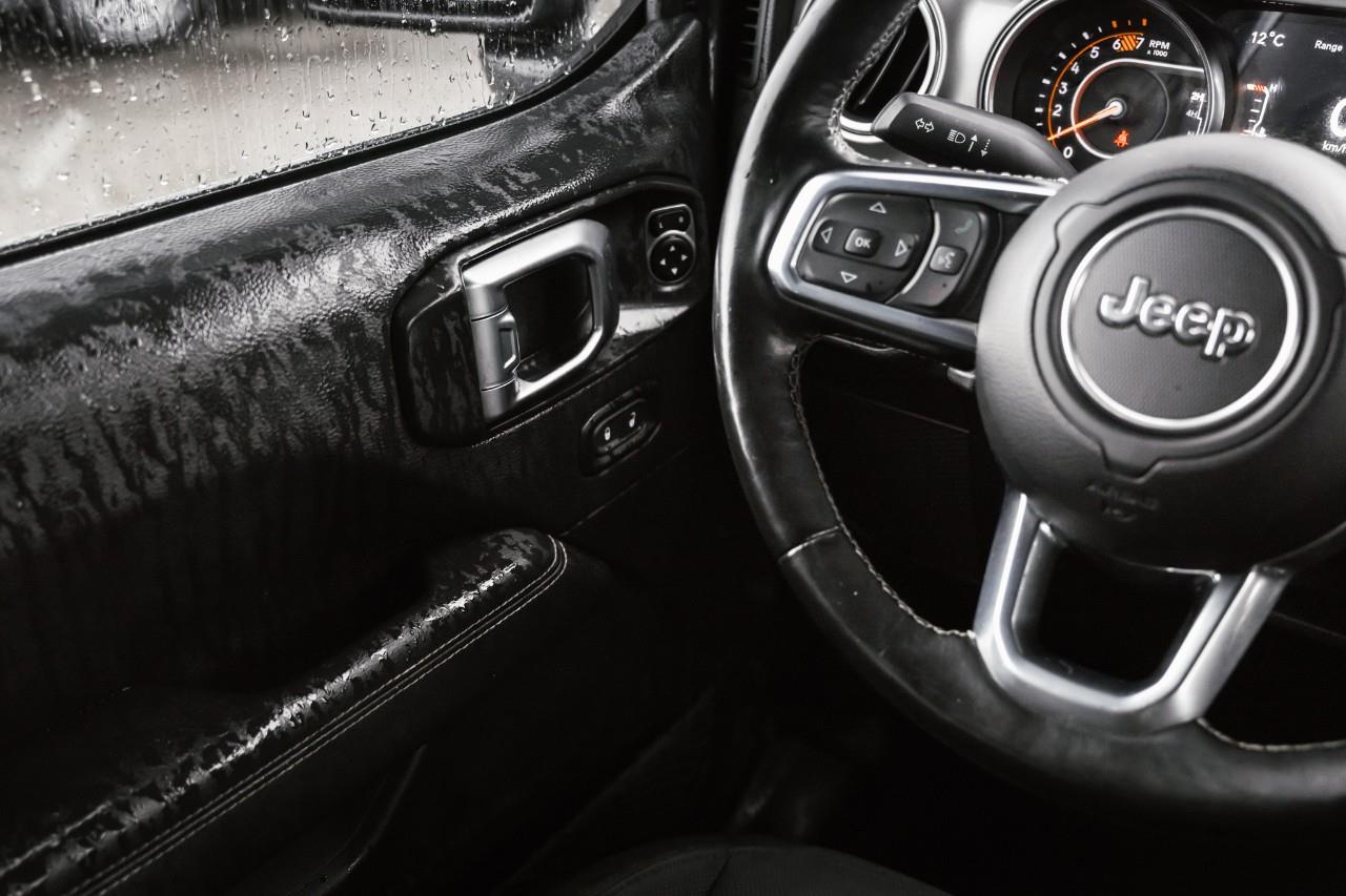 2020 Jeep Wrangler Unlimited Sahara T182049A