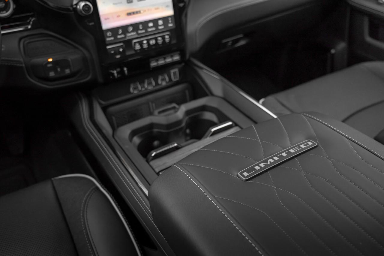 2026 RAM 3500 Limited T267067