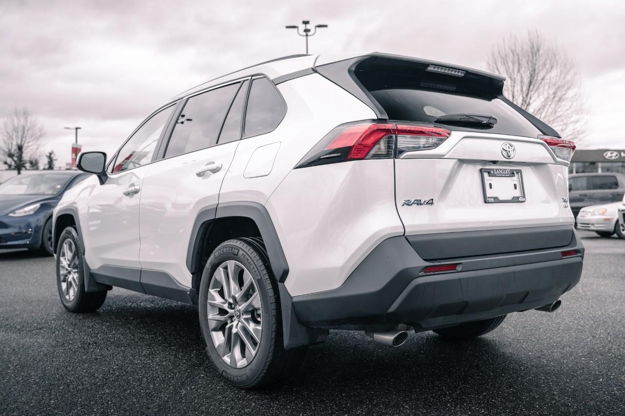 2025 Toyota RAV4 XLE LC2912