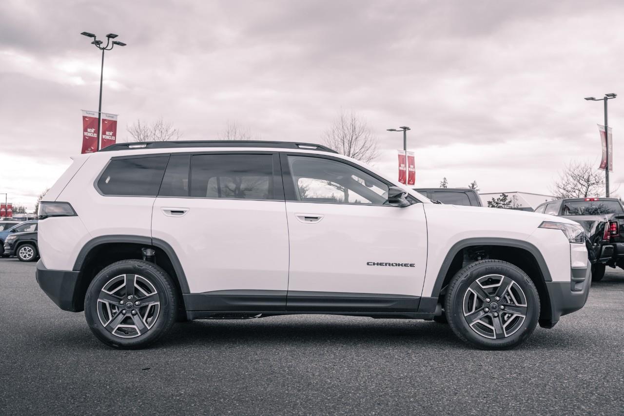 2026 Jeep Cherokee Laredo/Limited T206186