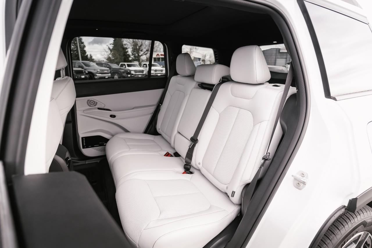 2026 Jeep Cherokee Laredo/Limited T206186