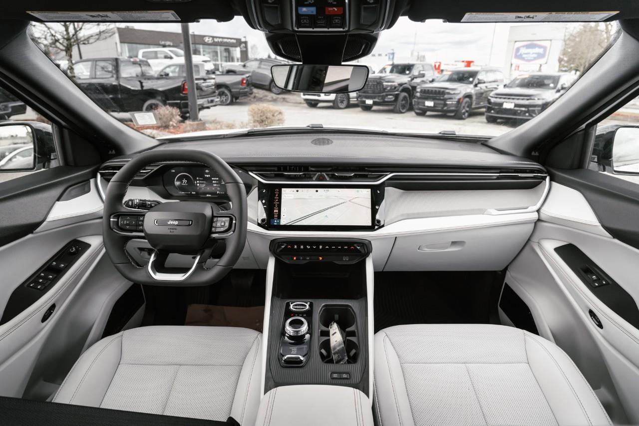 2026 Jeep Cherokee Laredo/Limited T206186