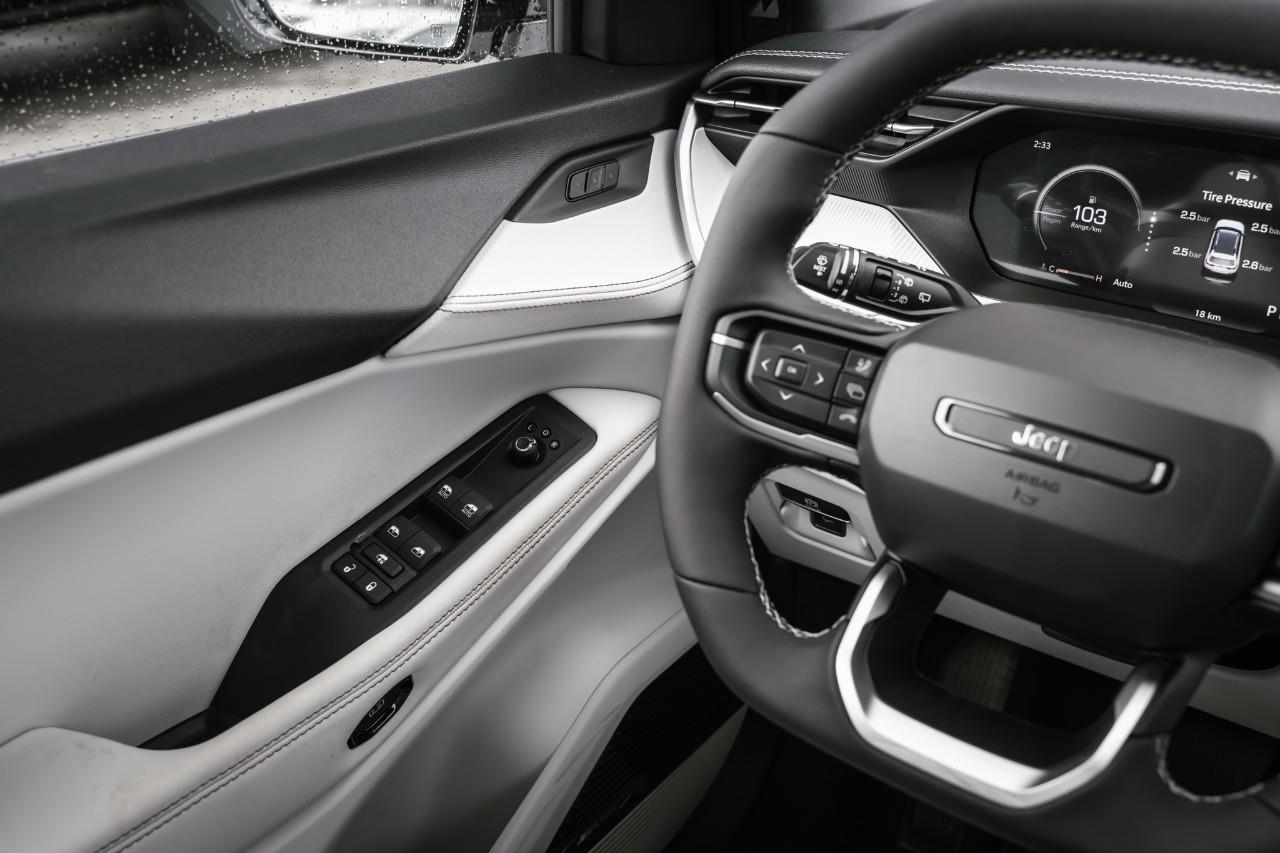 2026 Jeep Cherokee Overland T231394