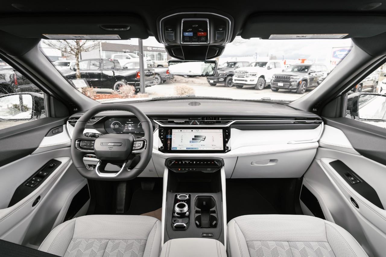 2026 Jeep Cherokee Overland T231394