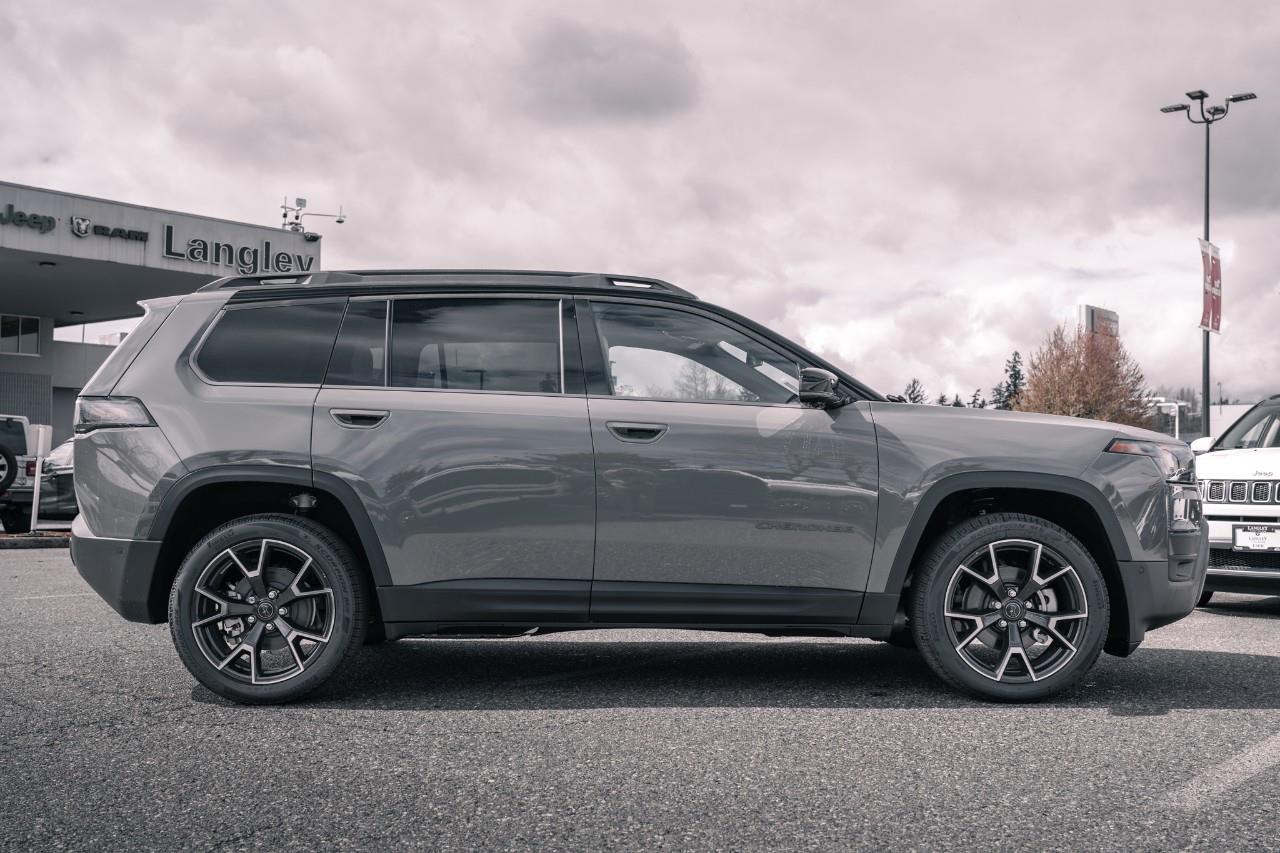 2026 Jeep Cherokee Overland T231395