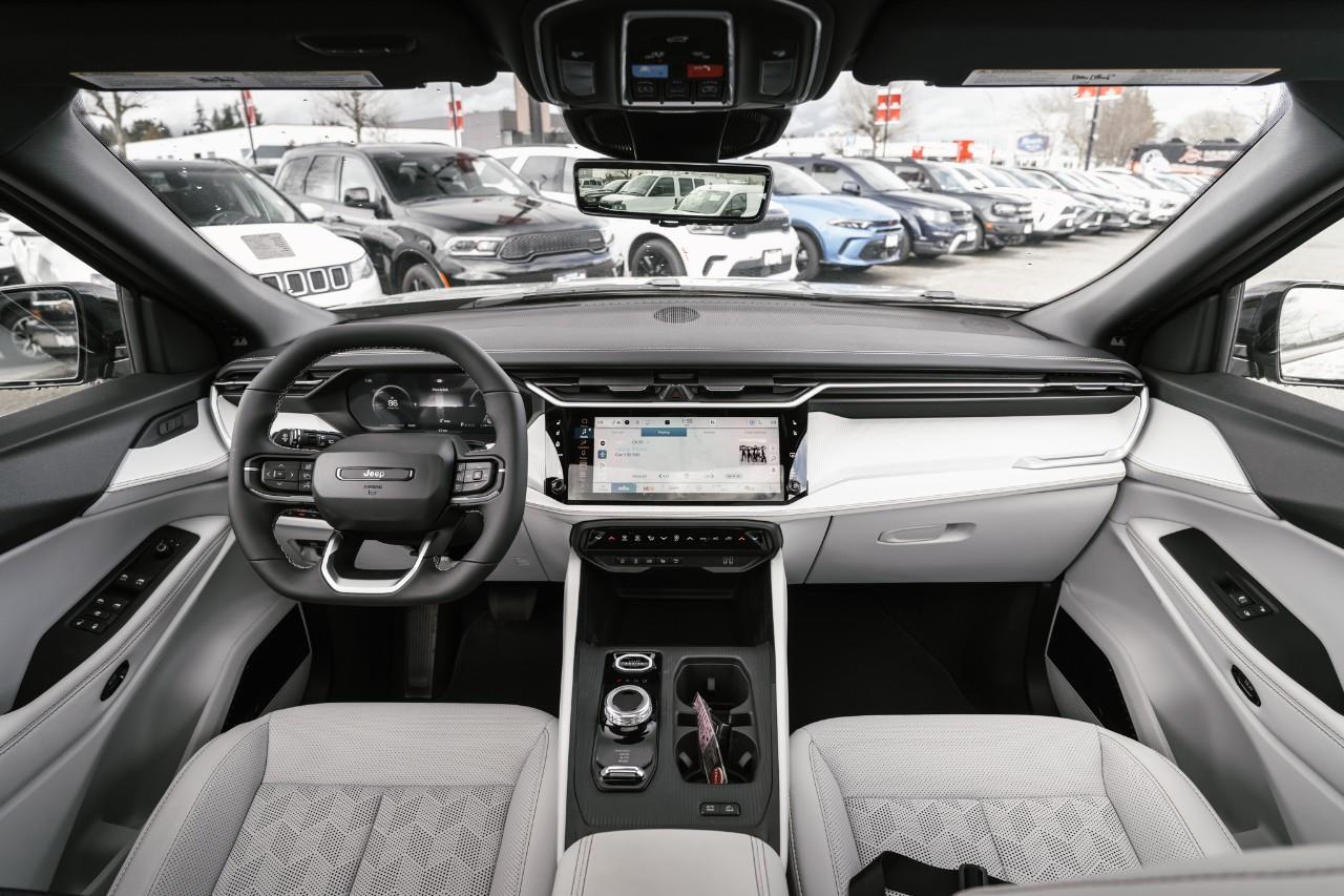 2026 Jeep Cherokee Overland T231395