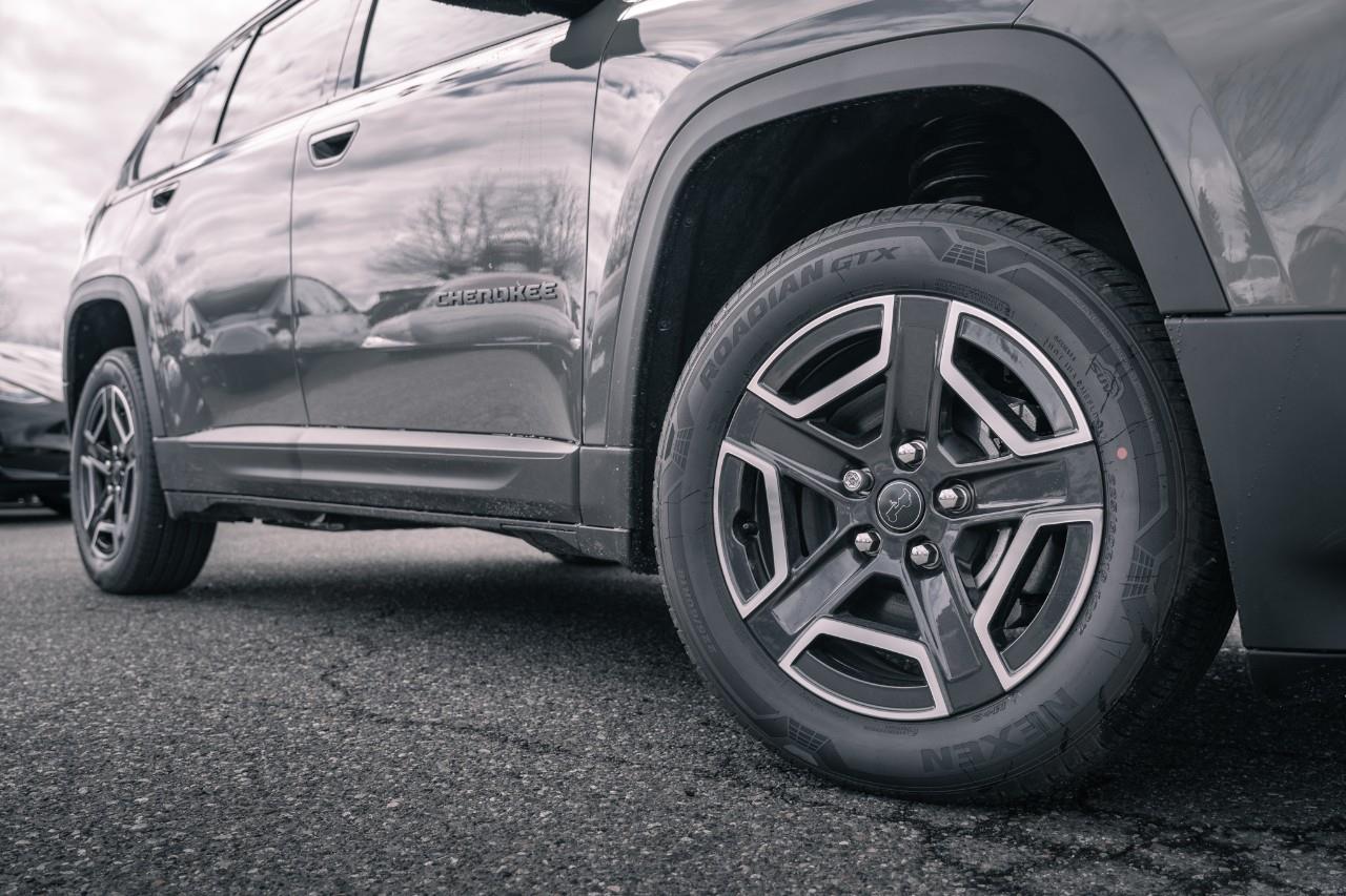 2026 Jeep Cherokee Laredo/Limited T217089