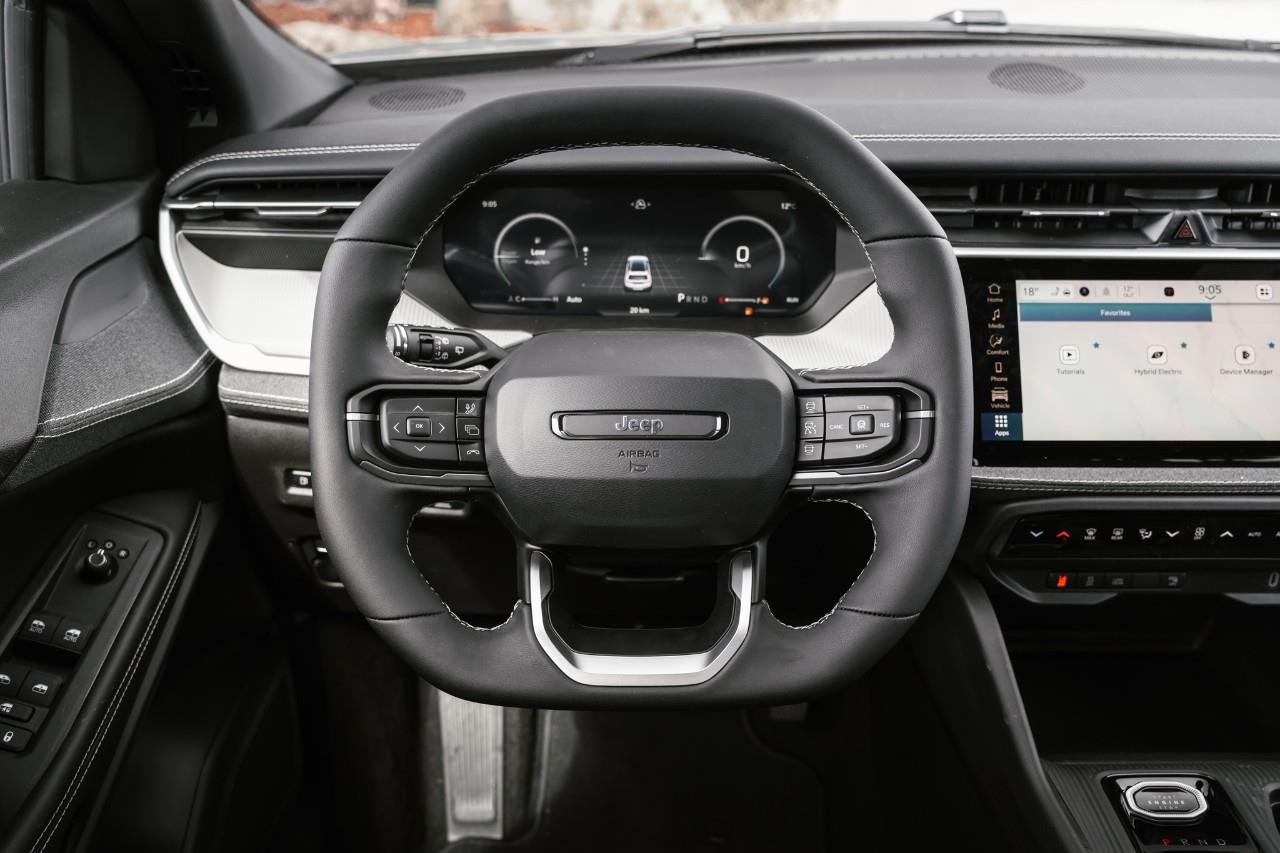 2026 Jeep Cherokee Laredo/Limited T217089