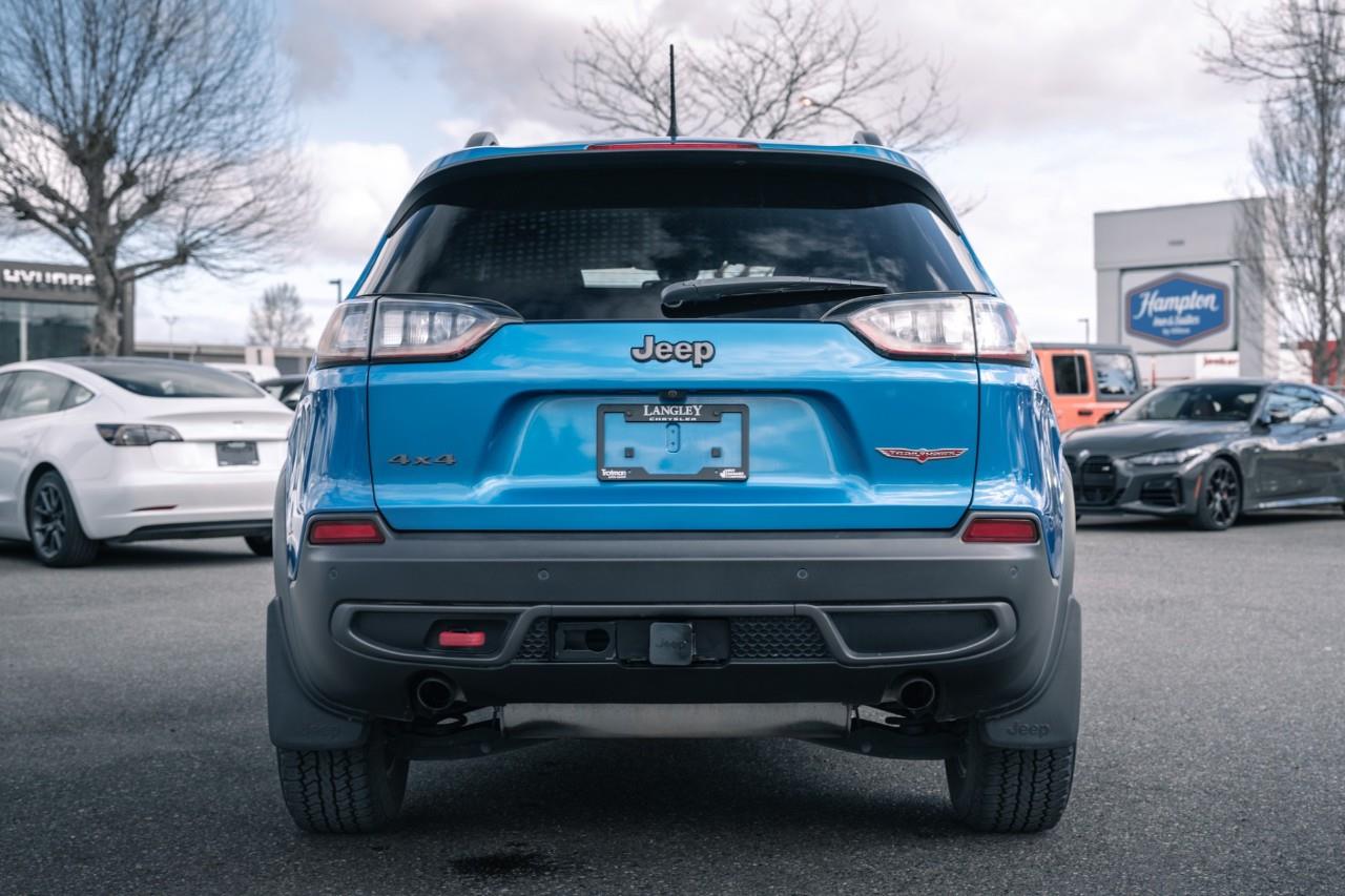 2021 Jeep Cherokee Trailhawk T216113A