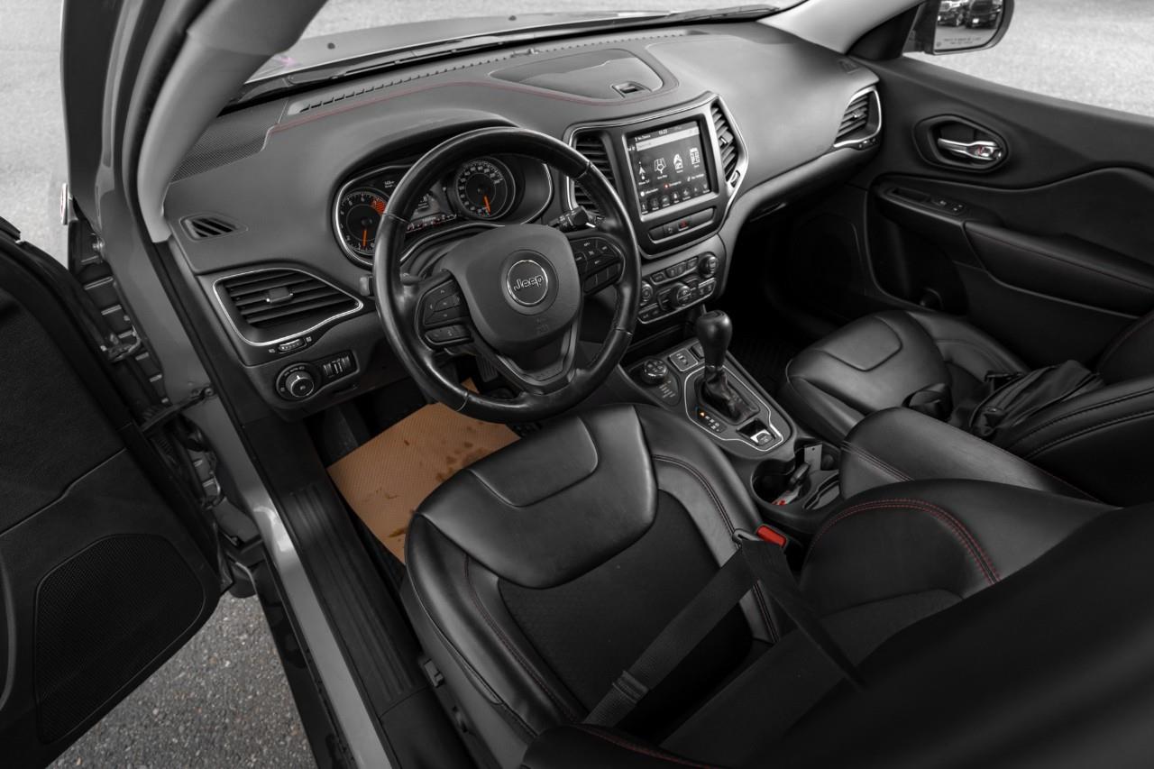 2021 Jeep Cherokee Trailhawk T216113A