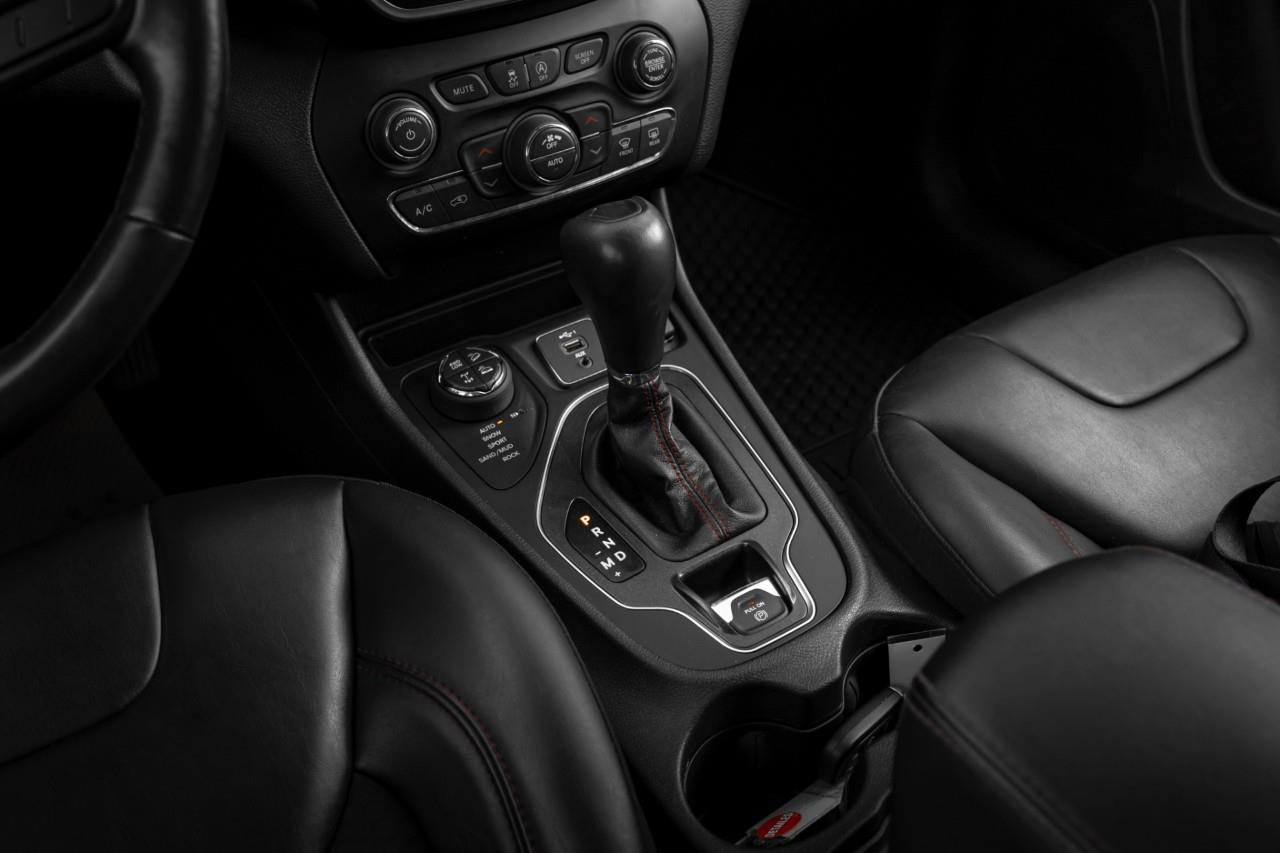 2021 Jeep Cherokee Trailhawk T216113A