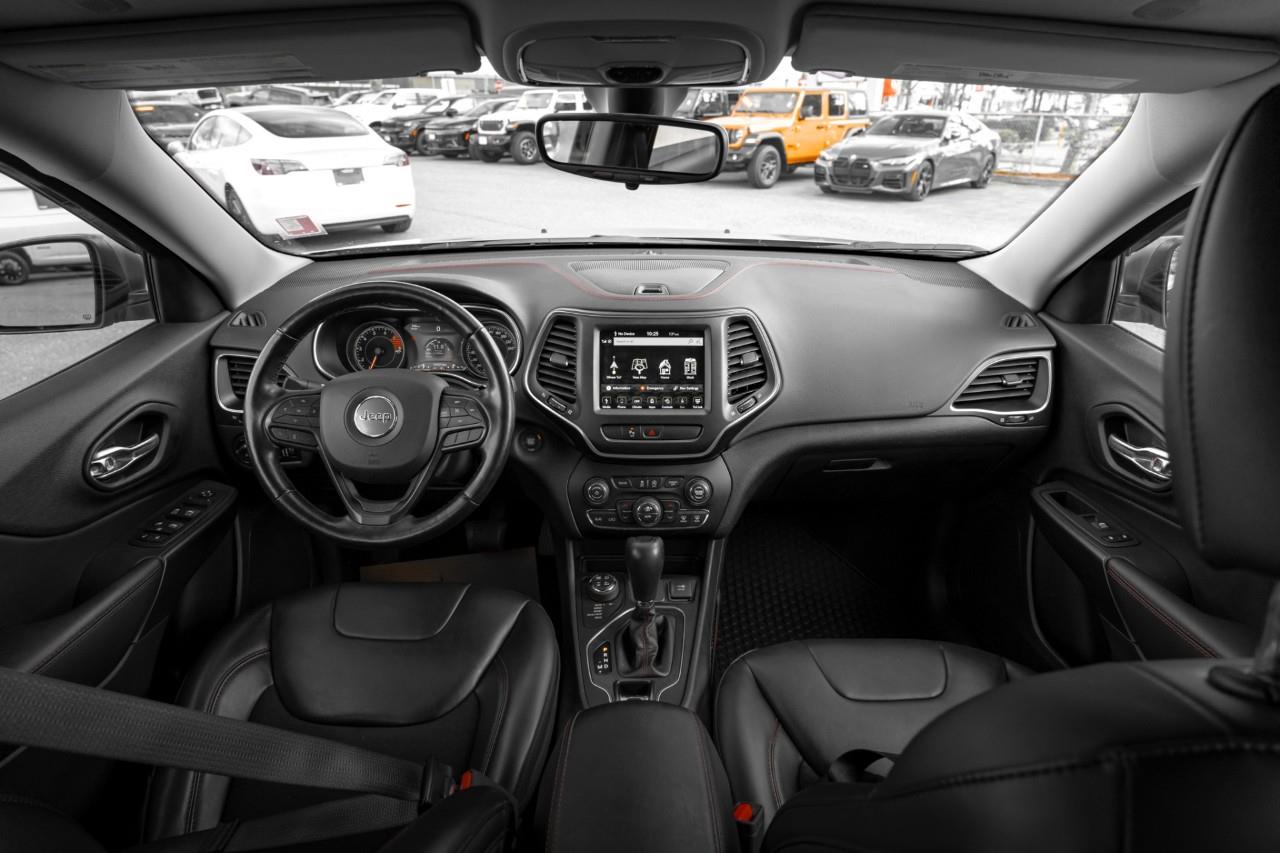 2021 Jeep Cherokee Trailhawk T216113A