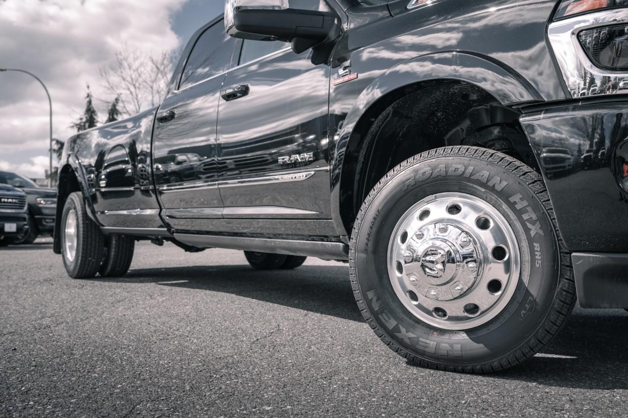 2025 RAM 3500 Limited S565788