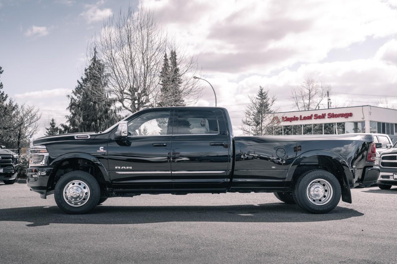 2025 RAM 3500 Limited S565788