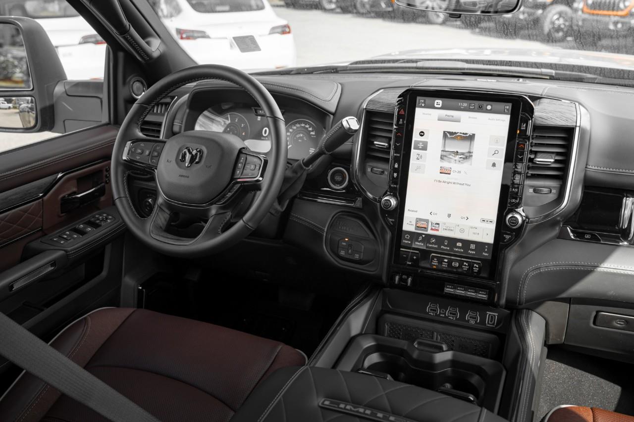 2025 RAM 3500 Limited S565788